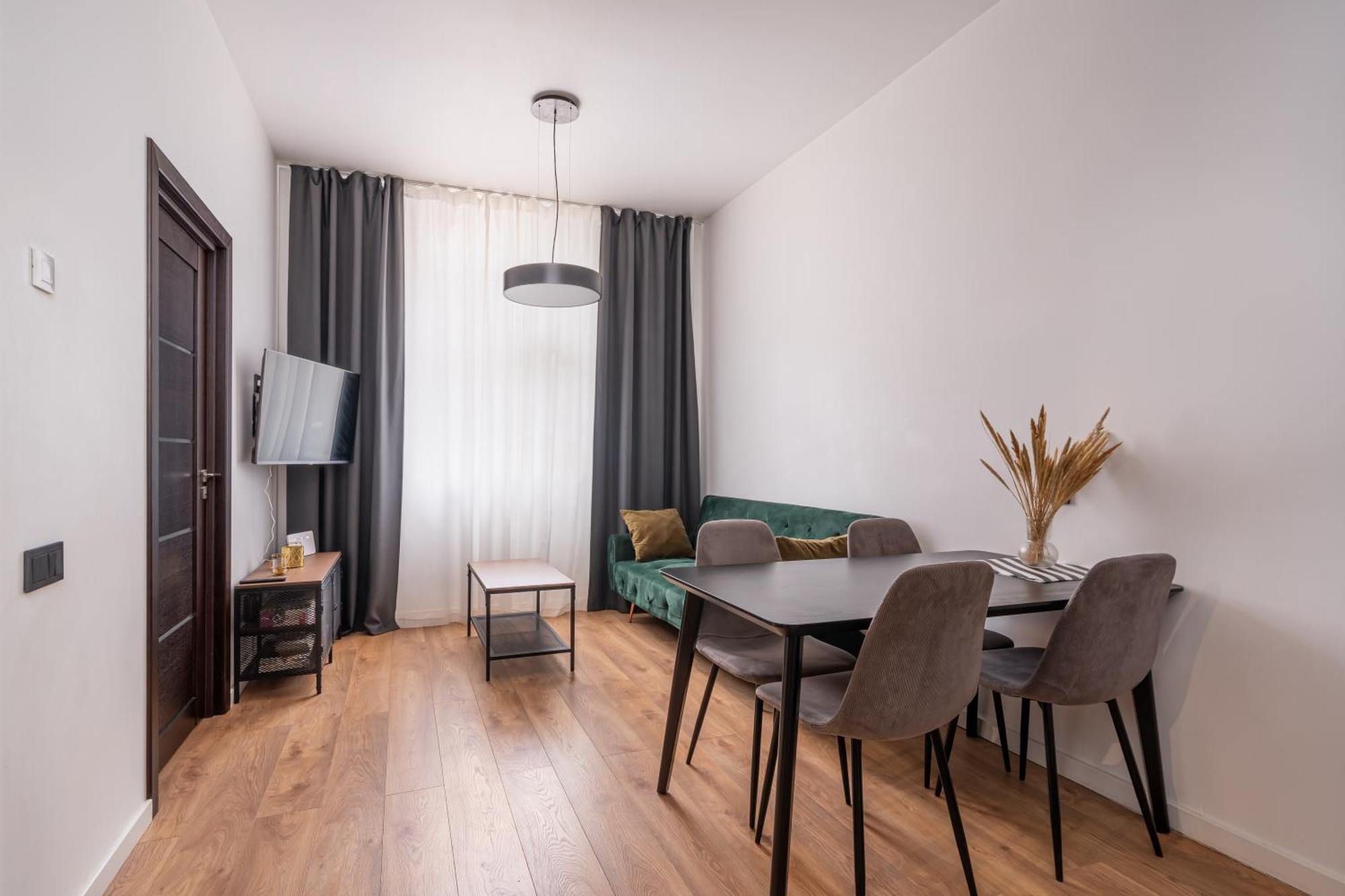 Lienes Iela Gem 1Br Apartment With Fireplace In Historic Unesco Center Ρίγα Εξωτερικό φωτογραφία